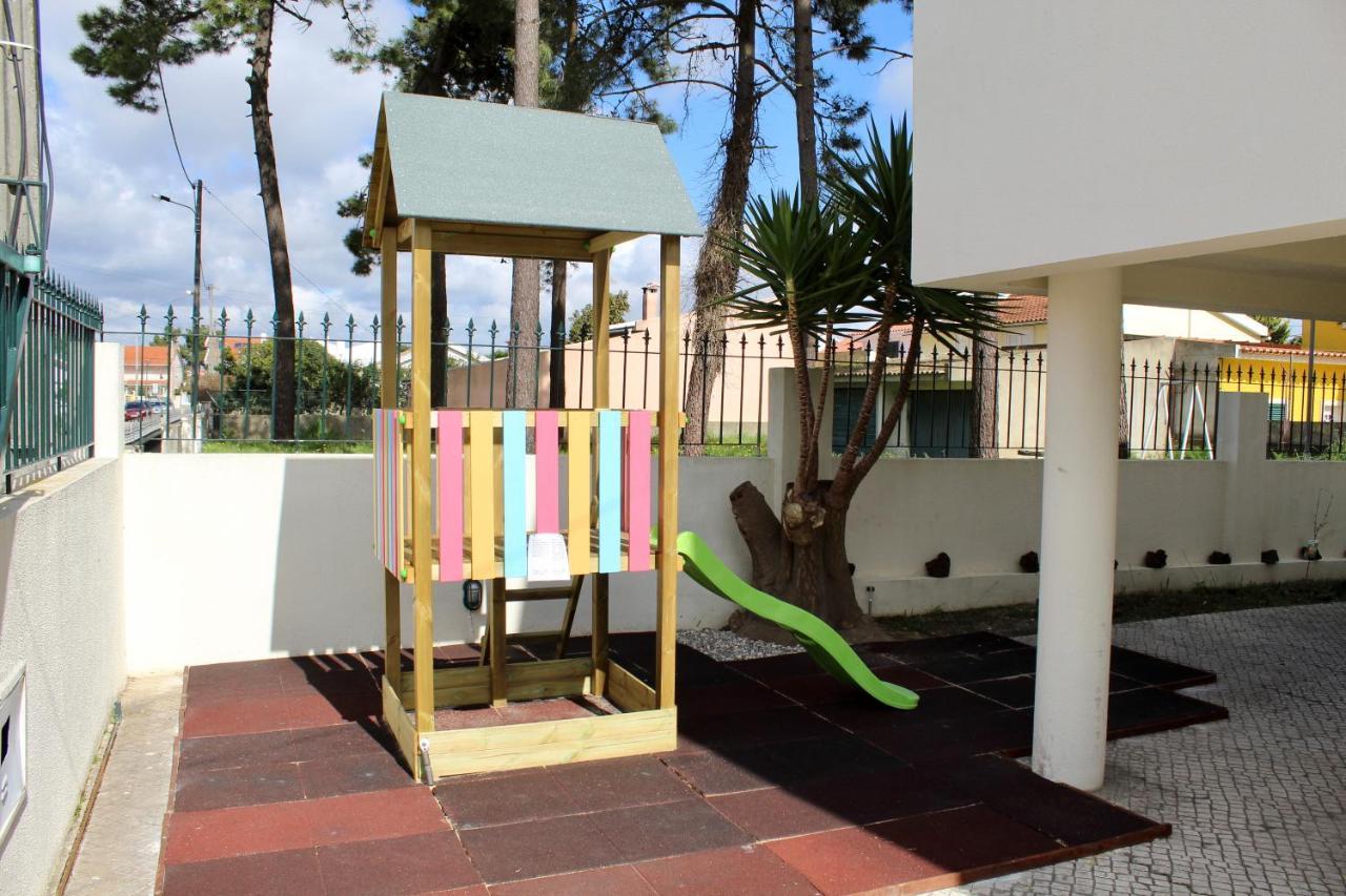 Aroeira Palm Beach Villa Εξωτερικό φωτογραφία